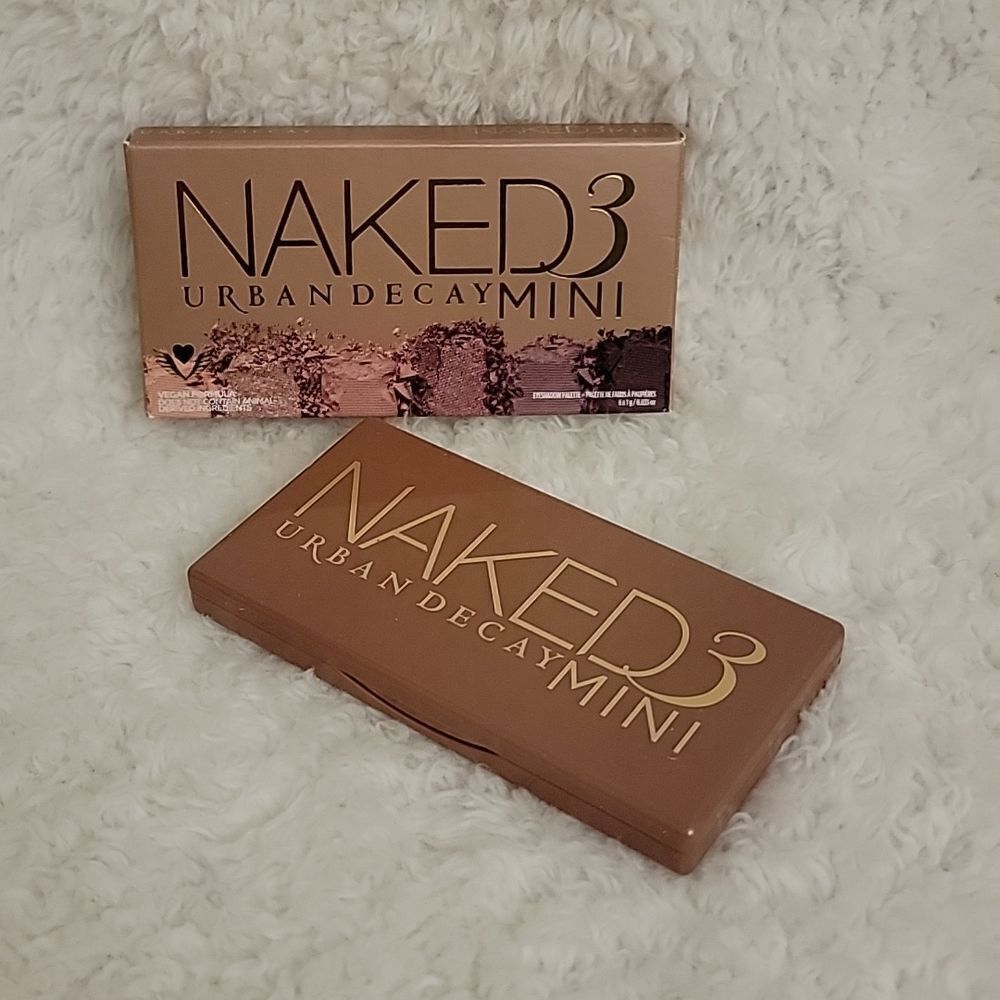 Urban Decay Naked3 Mini Eyeshadow Palette - Picture 2 of 4
